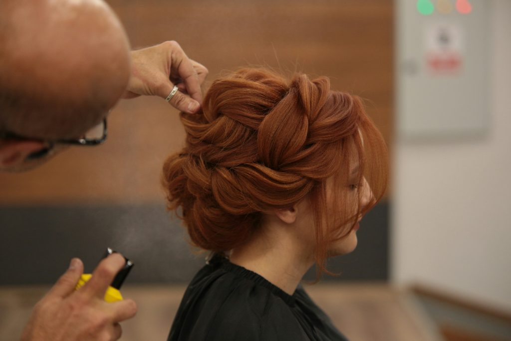Curso Técnico Peluquería Señoras (18 Meses)
